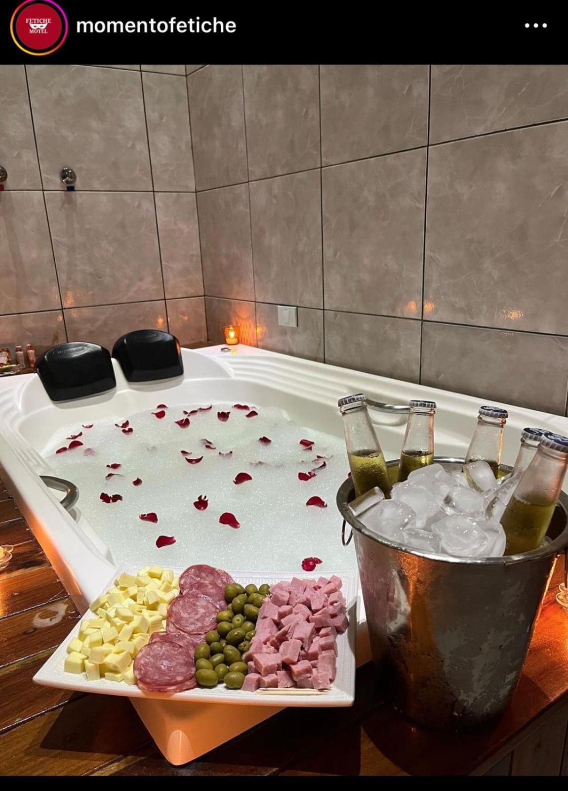 Fetiche Motel Presidente Medici  エクステリア 写真
